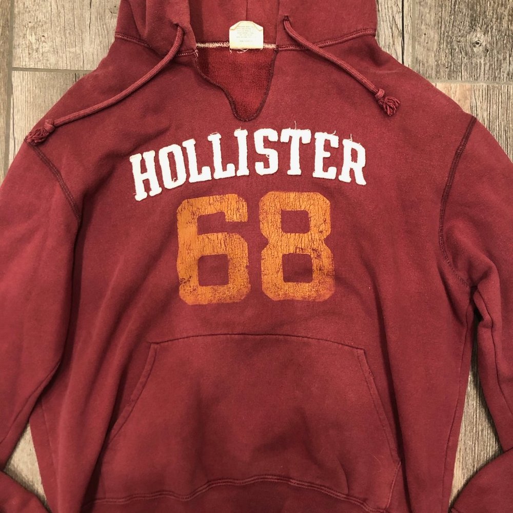 HOLLISTER SWEATSHIRT - Picture 2 of 4